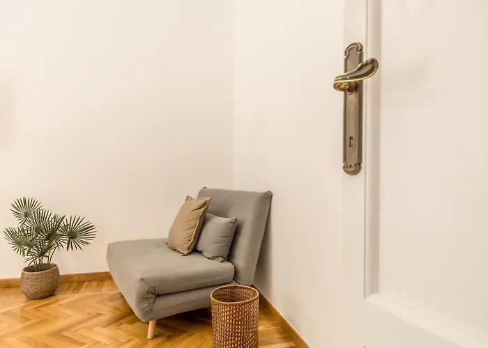 Dimora Laudice Mazzini - Prati Elegant Apartment